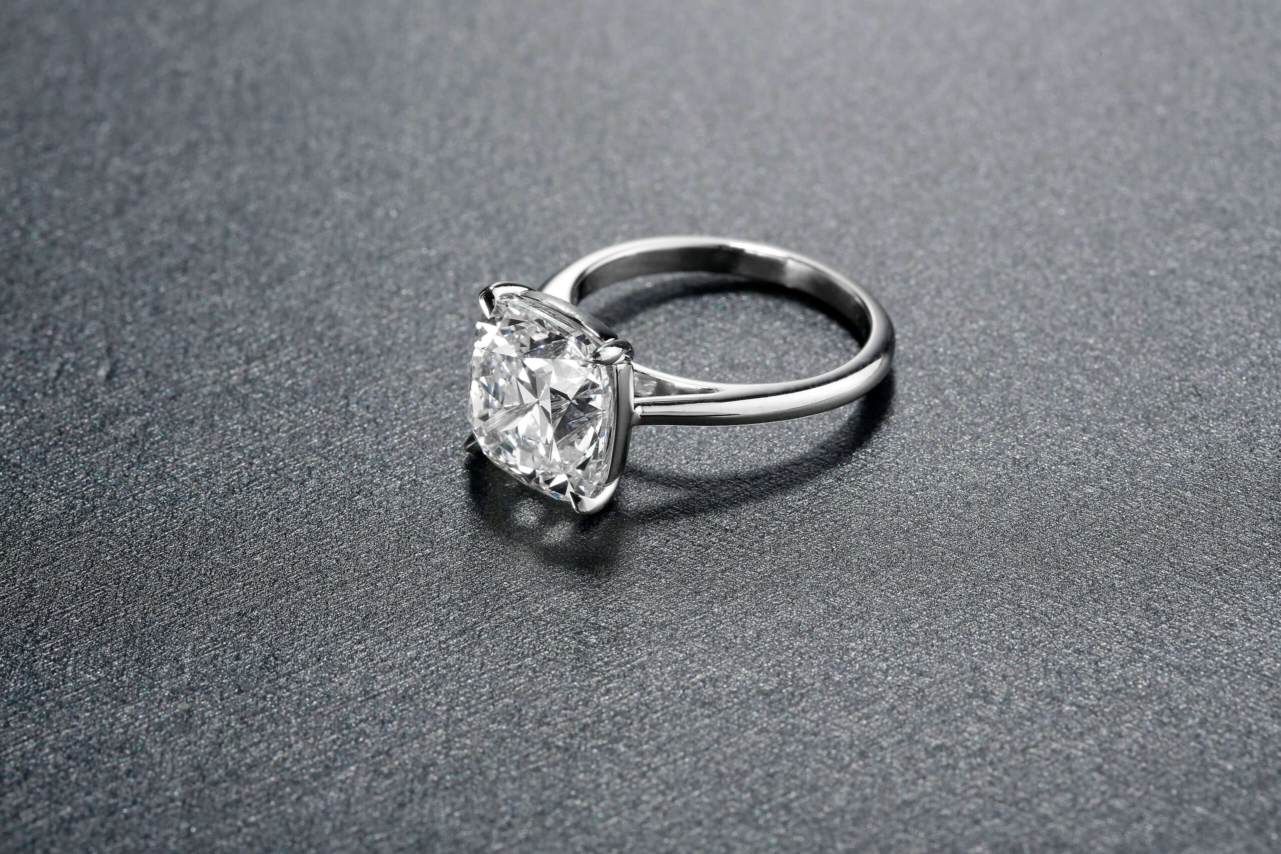 White Gold vs Silver Comparison - Kosmima Jewelry