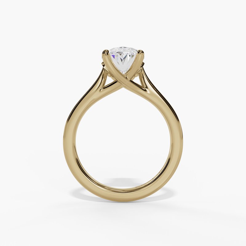 Yellow gold diamond ring