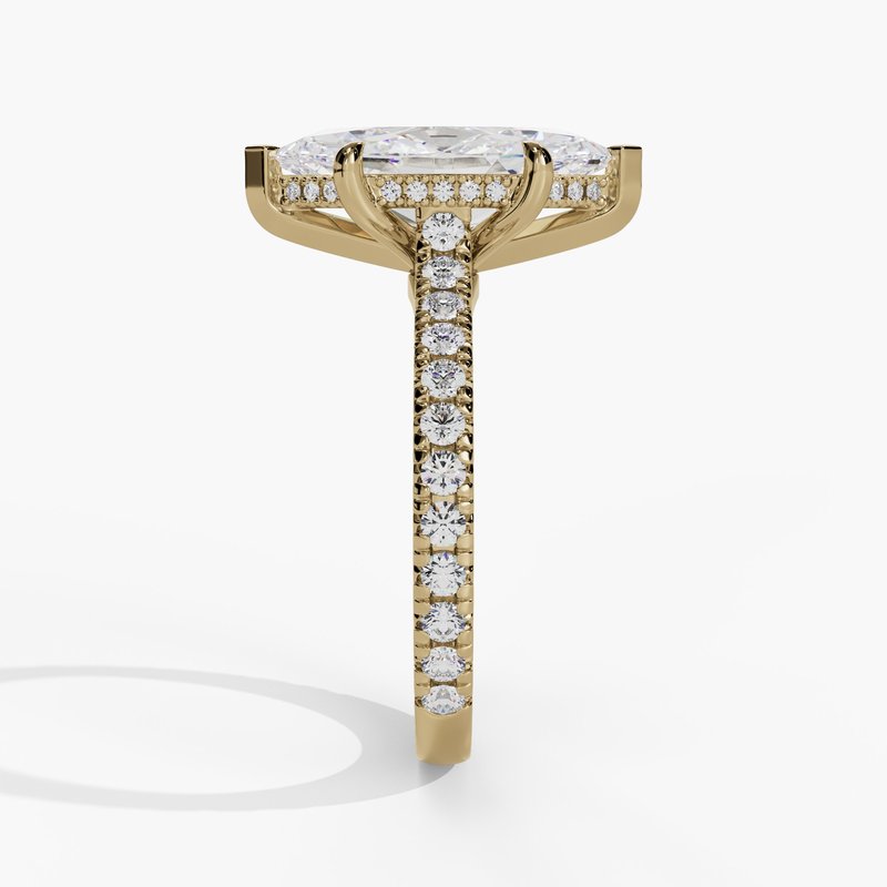 Yellow gold diamond ring