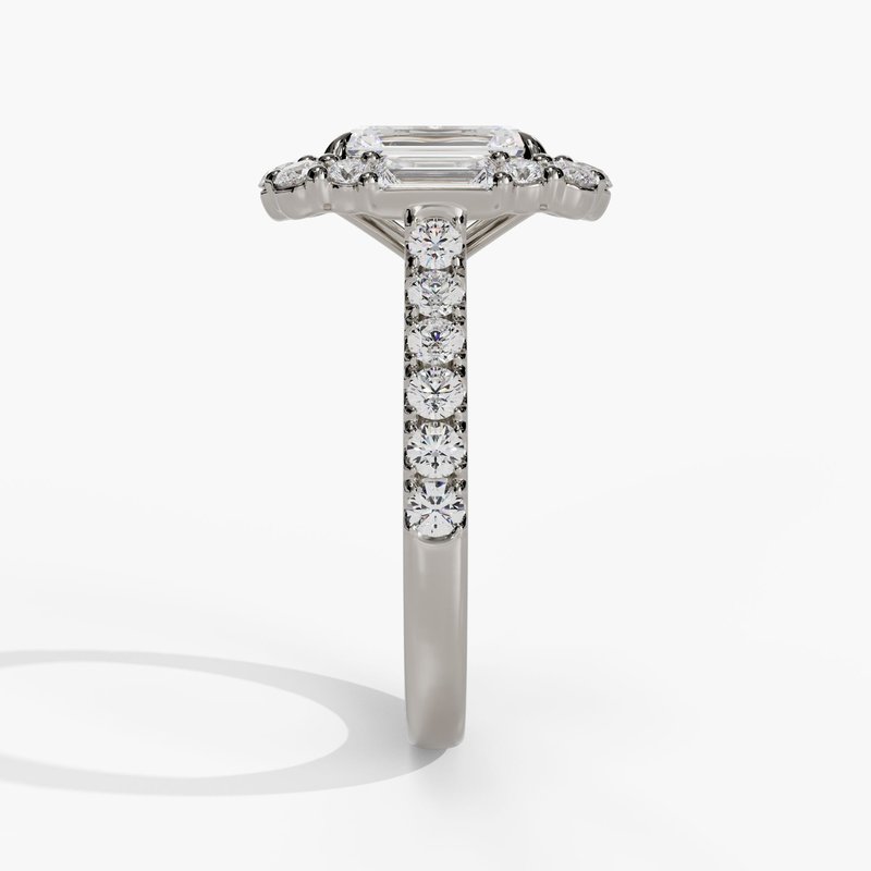 White gold vintage diamond ring