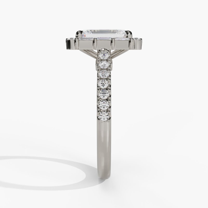 White gold vintage diamond ring